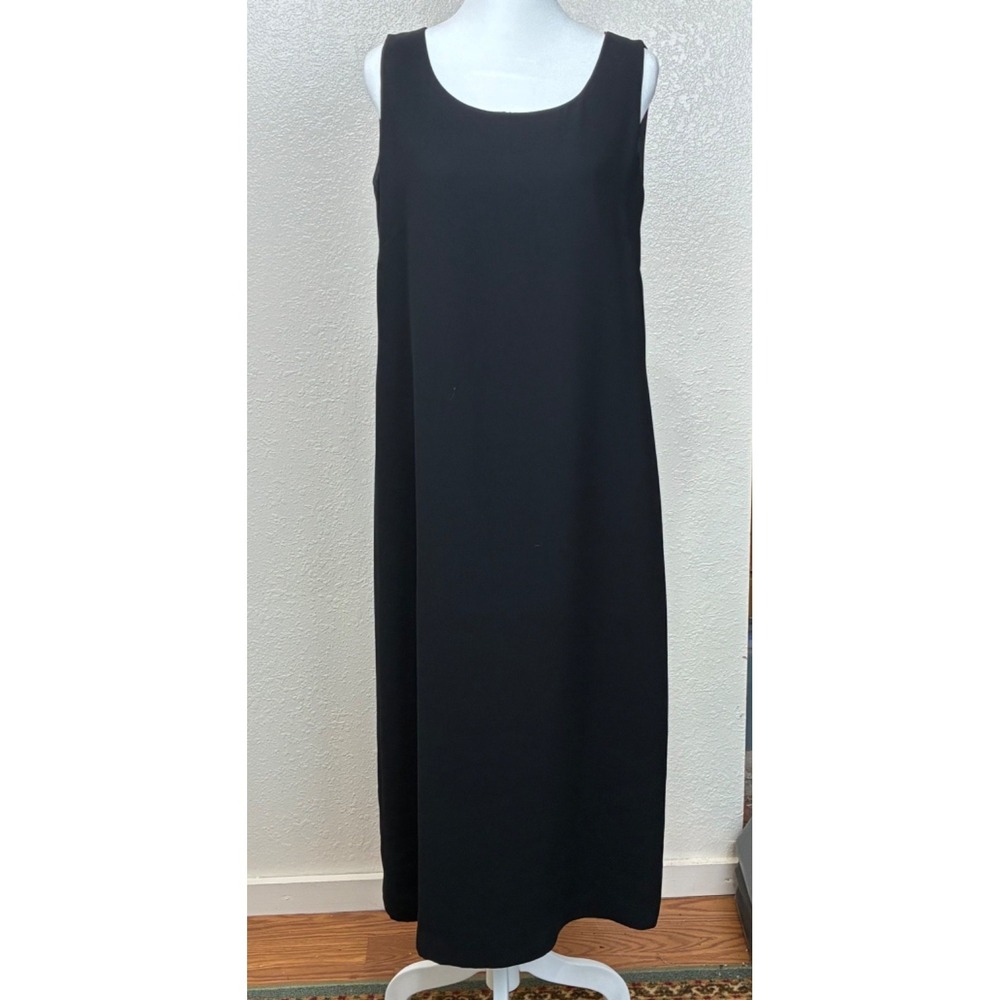 Black Virgo Classic Fit Old Money Style Maxi Dress Slim Silhouette Back Slit‎